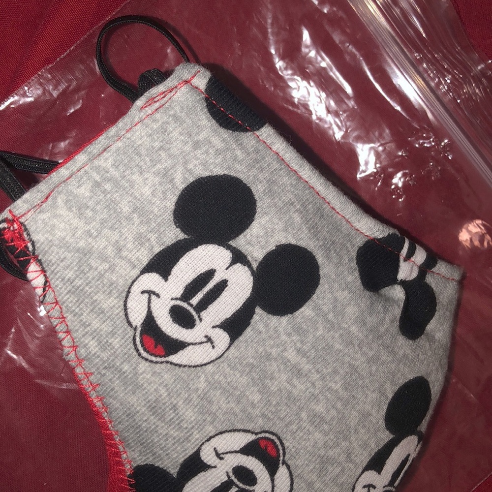 masksnever used mickey and minnie 25$ both 15$ one
